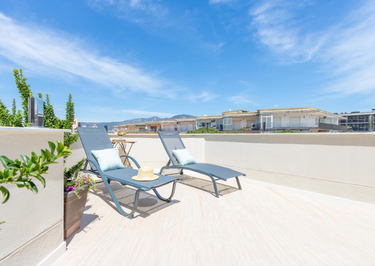 M A R I V E N T Suite With Bathroom And Terrace 50 M2 Roses Bagian luar foto
