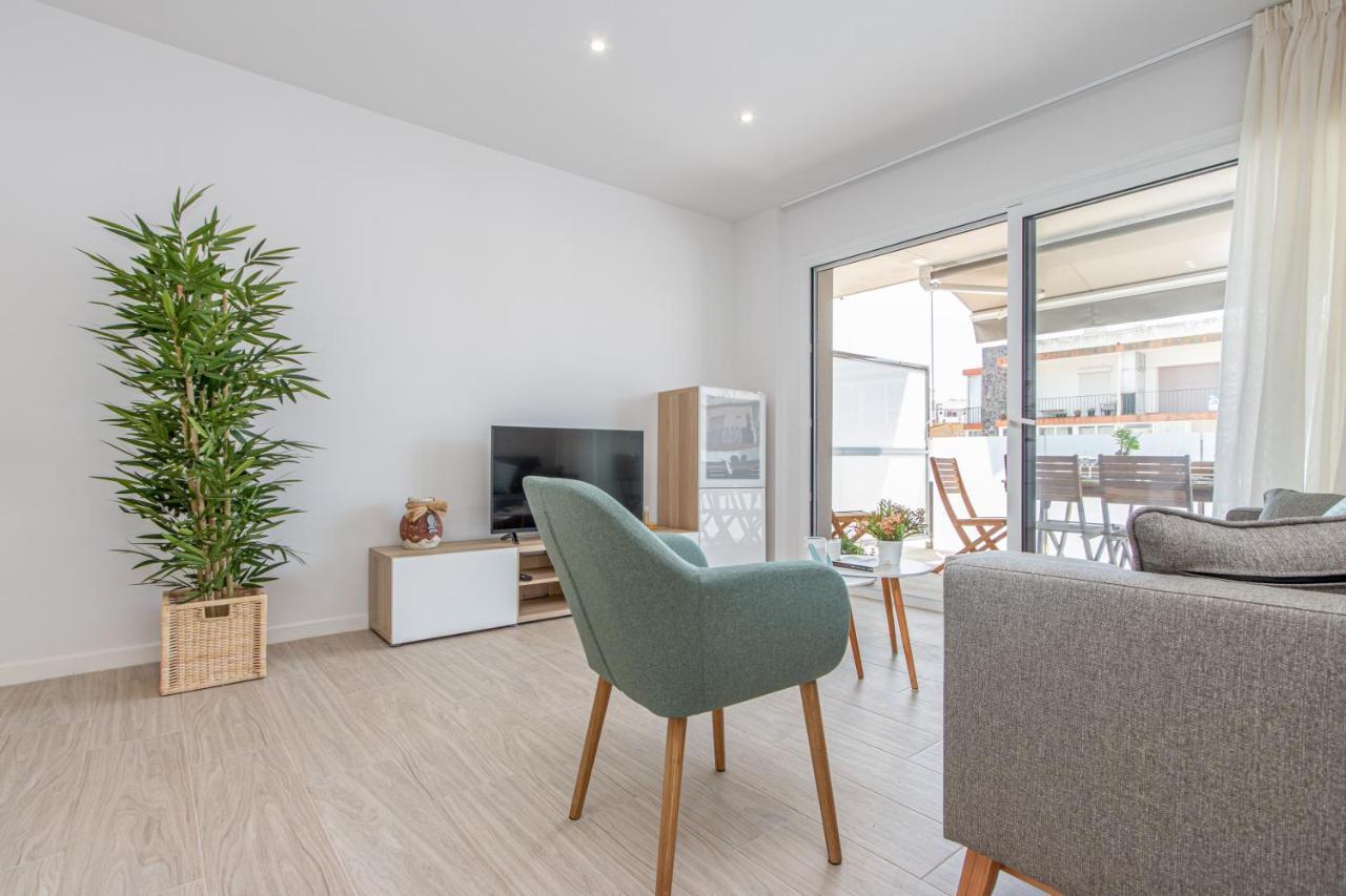 M A R I V E N T Suite With Bathroom And Terrace 50 M2 Roses Bagian luar foto