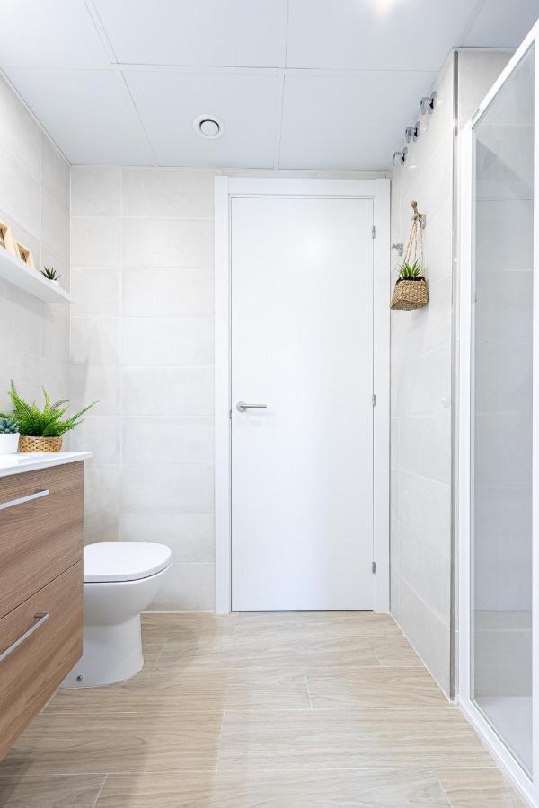 M A R I V E N T Suite With Bathroom And Terrace 50 M2 Roses Bagian luar foto