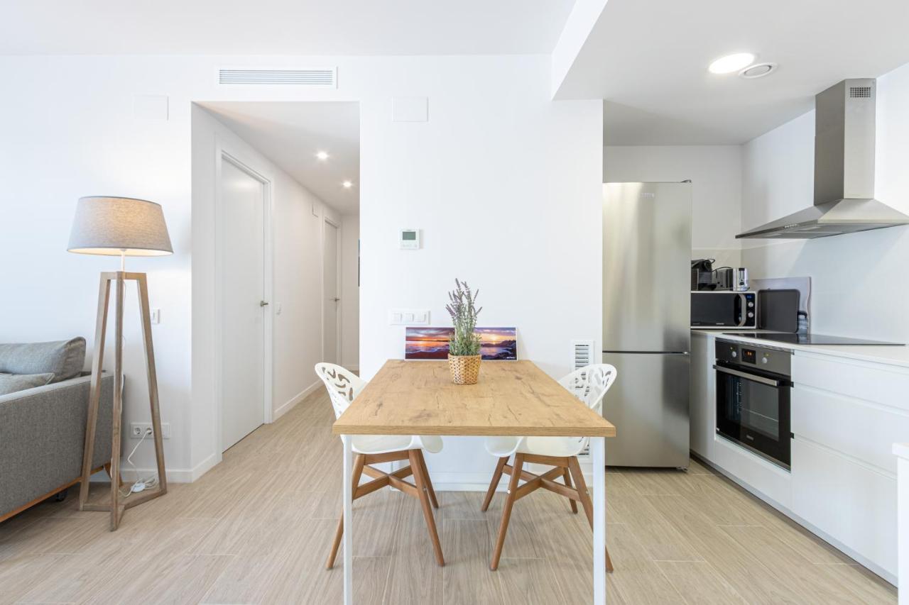 M A R I V E N T Suite With Bathroom And Terrace 50 M2 Roses Bagian luar foto