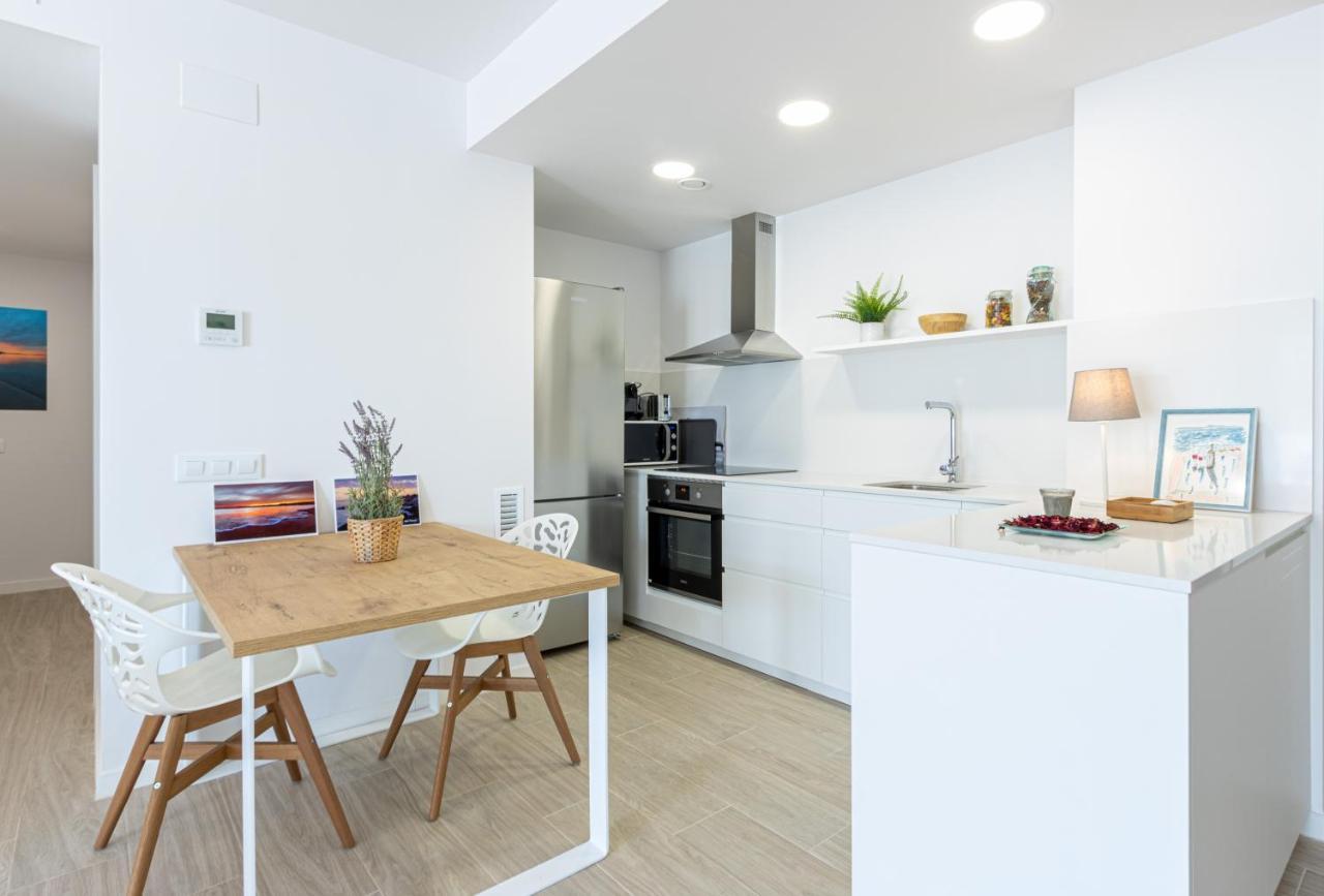 M A R I V E N T Suite With Bathroom And Terrace 50 M2 Roses Bagian luar foto