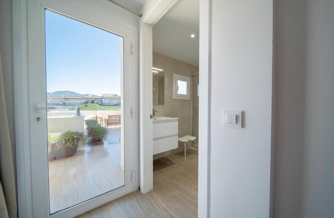 M A R I V E N T Suite With Bathroom And Terrace 50 M2 Roses Bagian luar foto